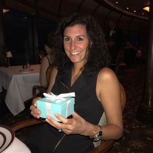 Meet the Posher Carolinesc7